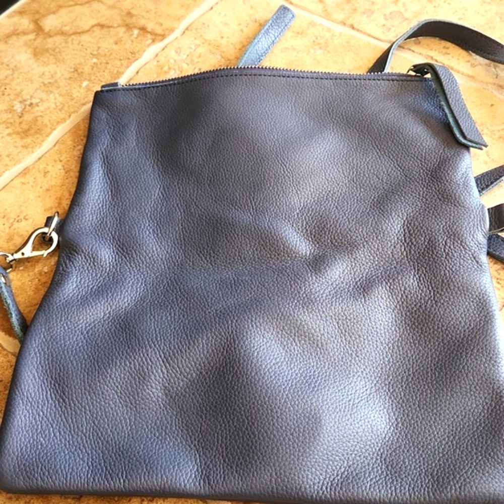 Kiniria Bluish/gray Leather Crossbody - Picture 4 of 11
